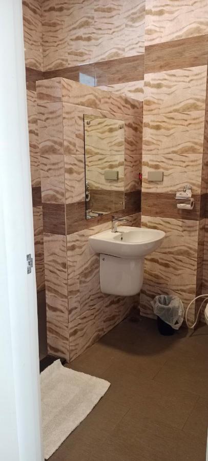 Hotel Eight Fifty Jagna Luaran gambar