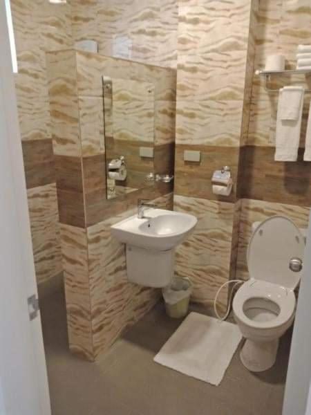 Hotel Eight Fifty Jagna Luaran gambar
